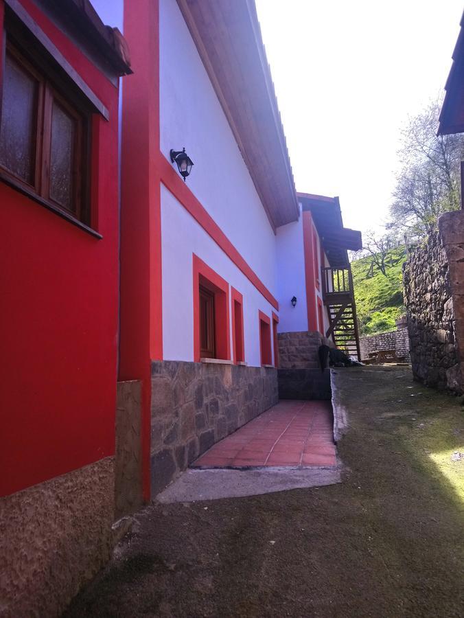 La Besnada Nieda Exterior photo